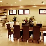 Nefeles Luxury Residences & Lounge Kardharás