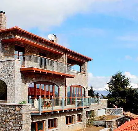 Hotell Nefeles Luxury Residences & Lounge 3*