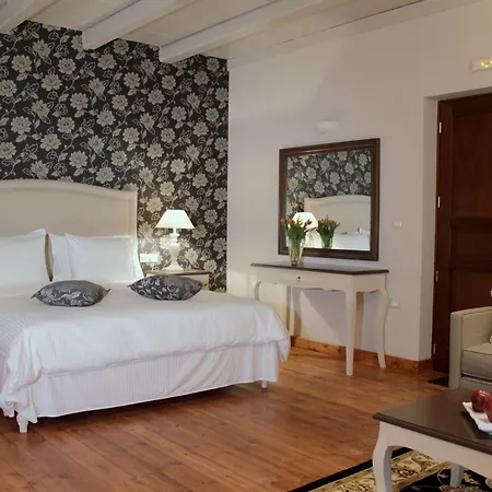 Nefeles Luxury Residences & Lounge Hotell Kardharás