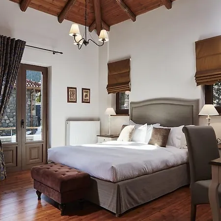 Nefeles Luxury Residences & Lounge Hotel