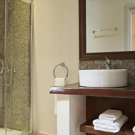 Nefeles Luxury Residences & Lounge Hotell Kardharás