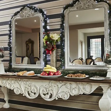 Nefeles Luxury Residences & Lounge Hotell Kardharás