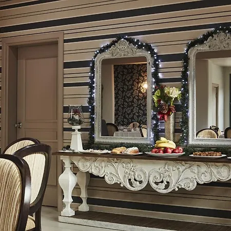 Nefeles Luxury Residences & Lounge Hotell 3*