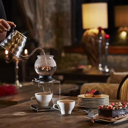 Nefeles Luxury Residences & Lounge Hotell 3*