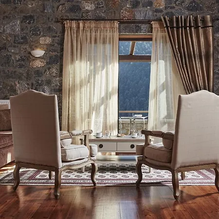 Nefeles Luxury Residences & Lounge Hotel