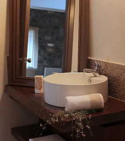Nefeles Luxury Residences & Lounge Hotell Kardharás