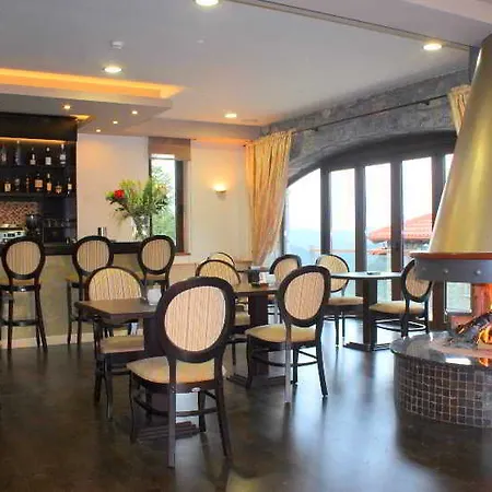 Nefeles Luxury Residences & Lounge Hotel 3*