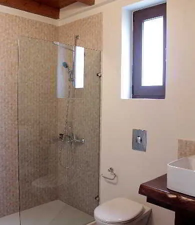 Nefeles Luxury Residences & Lounge 3* Kardharás