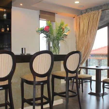Nefeles Luxury Residences & Lounge 3*