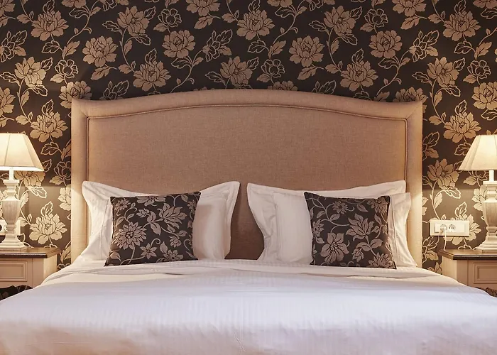 Nefeles Luxury Residences & Lounge Hotel Kardharás