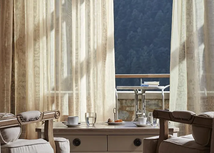 Nefeles Luxury Residences & Lounge Hotel