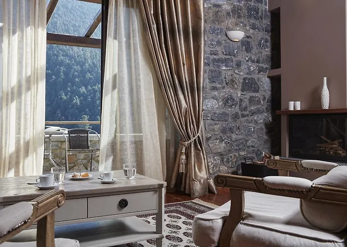 Hotel Nefeles Luxury Residences & Lounge 3*