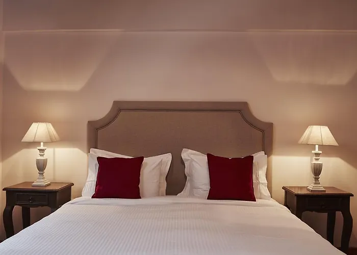 Nefeles Luxury Residences & Lounge Hotel