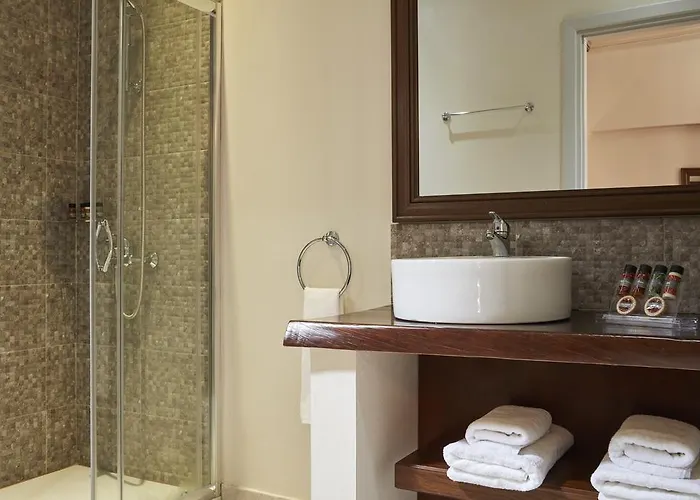 Nefeles Luxury Residences & Lounge Hotel Kardharás