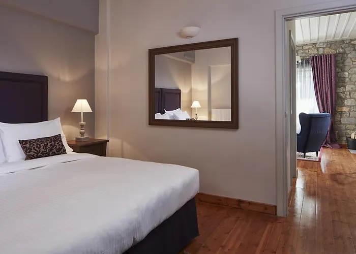 Nefeles Luxury Residences & Lounge