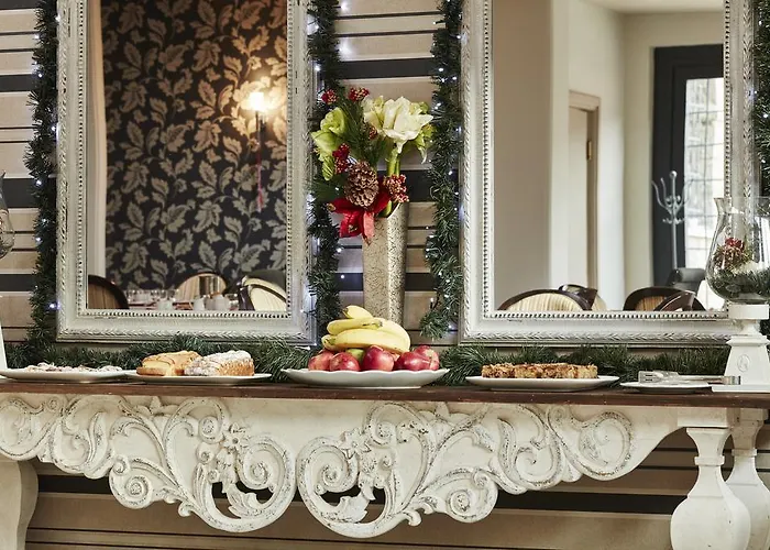 Nefeles Luxury Residences & Lounge Hotel 3*