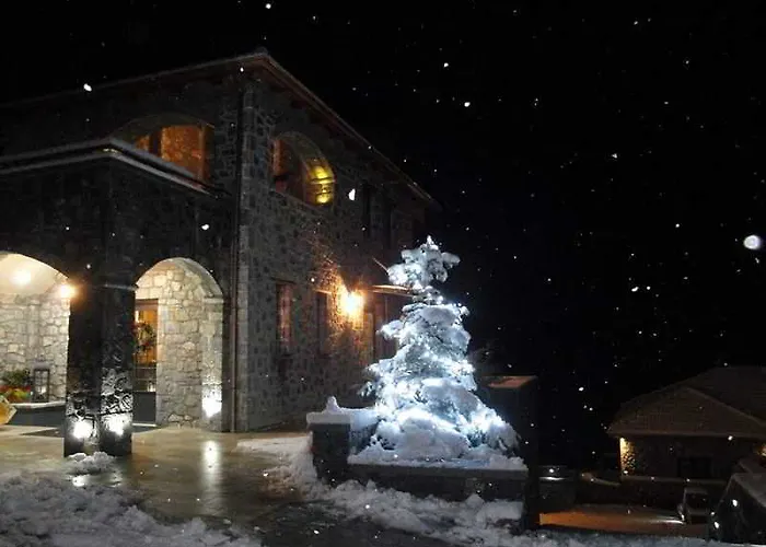 Hotel Nefeles Luxury Residences & Lounge 3*