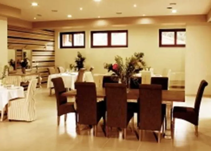 Nefeles Luxury Residences & Lounge Kardharás