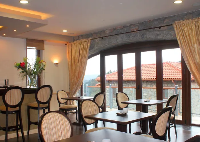 Nefeles Luxury Residences & Lounge Hotel 3*